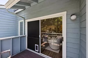 1575 Four Oaks Cir, San Jose, CA 95131 - Photo 37