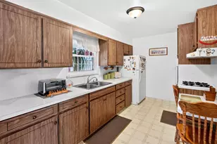 581 Worley Ave, Sunnyvale, CA 94085 - Photo 11