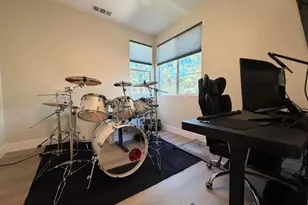 641 Savi Dr 104, Corona, CA 92878 - Photo 33