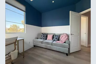 641 Savi Dr 104, Corona, CA 92878 - Photo 21