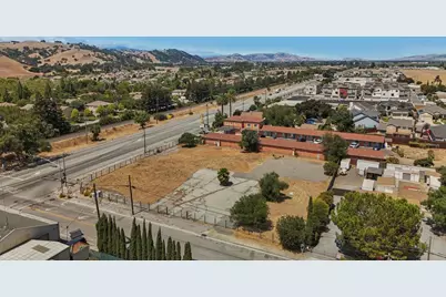 25 Peebles Ave, Morgan Hill, CA 95037 - Photo 15