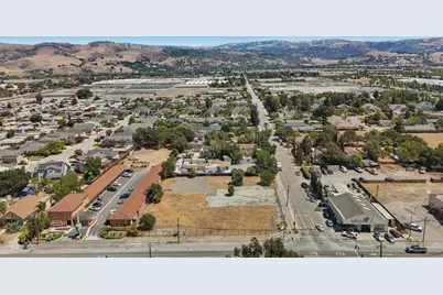 25 Peebles Ave, Morgan Hill, CA 95037 - Photo 9