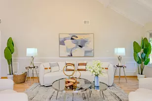 10112 Adelheid, Cupertino, CA 95014 - Photo 17