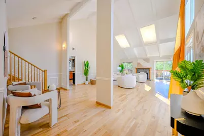 10112 Adelheid, Cupertino, CA 95014 - Photo 7