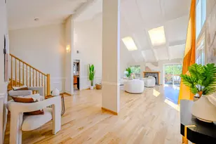10112 Adelheid, Cupertino, CA 95014 - Photo 7