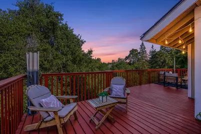 10112 Adelheid, Cupertino, CA 95014 - Photo 63