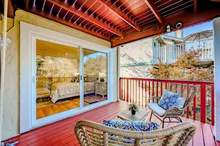 10112 Adelheid, Cupertino, CA 95014 - Photo 65
