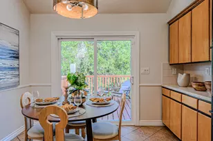 10112 Adelheid, Cupertino, CA 95014 - Photo 25