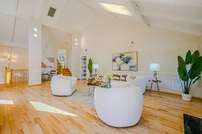 10112 Adelheid, Cupertino, CA 95014 - Photo 15