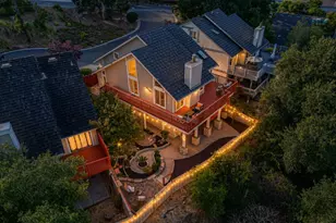 10112 Adelheid, Cupertino, CA 95014 - Photo 81