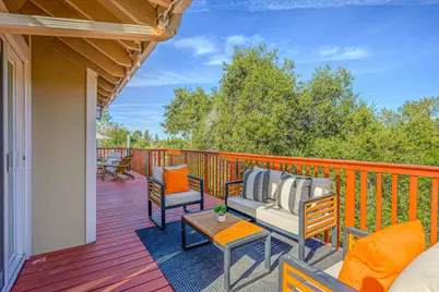 10112 Adelheid, Cupertino, CA 95014 - Photo 67