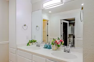 10112 Adelheid, Cupertino, CA 95014 - Photo 43
