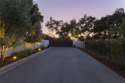 10718 Mora Dr, Los Altos Hills, CA 94024 - Photo 67
