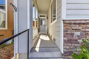 8039 Leno Dr, Windsor, CA 95492 - Photo 11