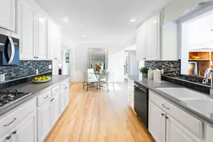 1410 Floyd Ave, Sunnyvale, CA 94087 - Photo 9