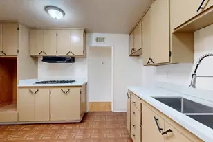 2543 Hazelwood Way, East Palo Alto, CA 94303 - Photo 9