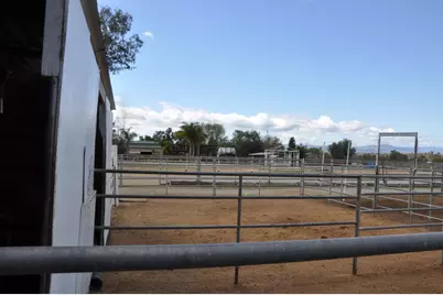 300 McMahon Rd, Hollister, CA 95023 - Photo 23