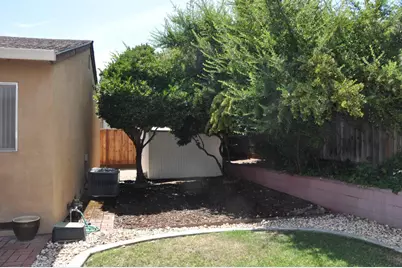 567 Hyde Park Dr, San Jose, CA 95136 - Photo 15