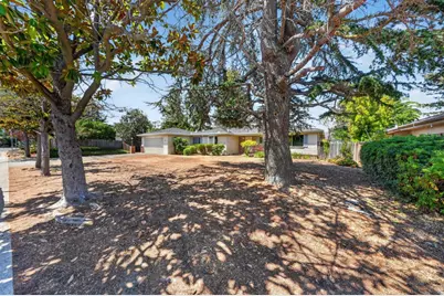 416 Los Ninos Way, Los Altos, CA 94022 - Photo 5