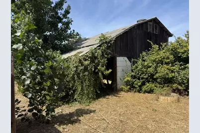 305 Fourth St, San Juan Bautista, CA 95045 - Photo 19