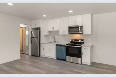 1040 W Iowa Ave, Sunnyvale, CA 94086 - Photo 11