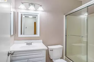 5665 Brush Creek Dr, Stockton, CA 95207 - Photo 15