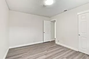2627 Mabury Square, San Jose, CA 95133 - Photo 27