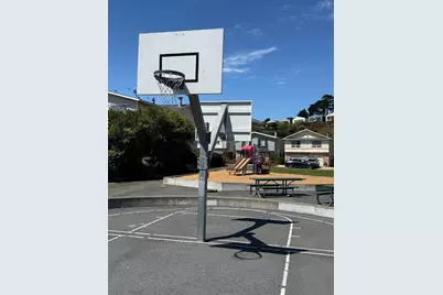 28 Camelot Ct, Daly City, CA 94015 - Photo 25