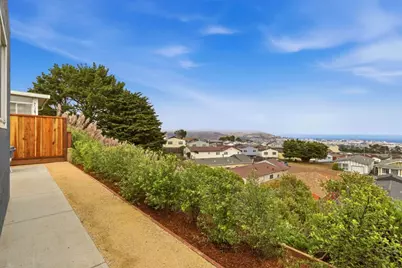 28 Camelot Ct, Daly City, CA 94015 - Photo 23