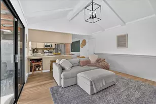 1194 Loyola Dr, Salinas, CA 93901 - Photo 7