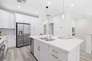 351 Charles Morris Ter, Sunnyvale, CA 94085 - Photo 11