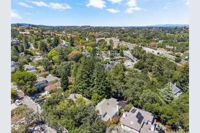11725 Winding Way, Los Altos, CA 94024 - Photo 41