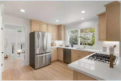 11725 Winding Way, Los Altos, CA 94024 - Photo 15