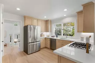 11725 Winding Way, Los Altos, CA 94024 - Photo 15
