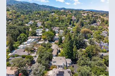 11725 Winding Way, Los Altos, CA 94024 - Photo 39