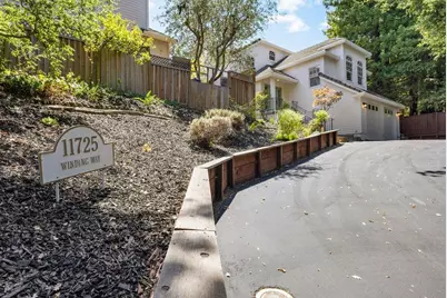 11725 Winding Way, Los Altos, CA 94024 - Photo 3