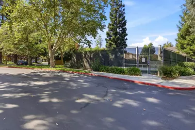 1332 Greenwich Ct, San Jose, CA 95125 - Photo 49