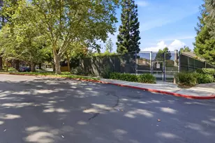 1332 Greenwich Ct, San Jose, CA 95125 - Photo 49