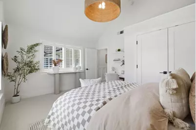1052 Echo Dr, Los Altos, CA 94024 - Photo 23