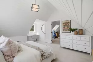 1052 Echo Dr, Los Altos, CA 94024 - Photo 35