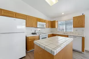 1542 Venice Cir, Stockton, CA 95206 - Photo 13