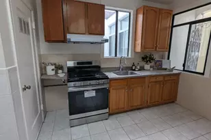 5465 Mission St, San Francisco, CA 94112 - Photo 11