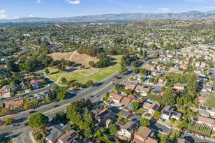 6519 Skyfarm Dr, San Jose, CA 95120 - Photo 57