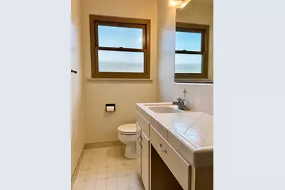 631 W Alisal St, Salinas, CA 93901 - Photo 11