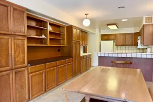 631 W Alisal St, Salinas, CA 93901 - Photo 7