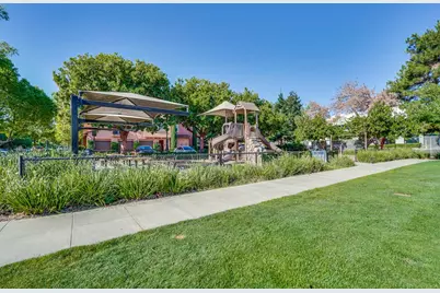 576 San Posadas Ter, Sunnyvale, CA 94085 - Photo 47
