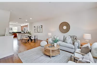 576 San Posadas Ter, Sunnyvale, CA 94085 - Photo 5