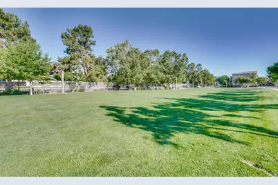 576 San Posadas Ter, Sunnyvale, CA 94085 - Photo 49