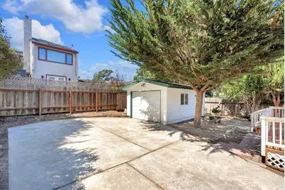 819 Newton St, Monterey, CA 93940 - Photo 31