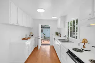 819 Newton St, Monterey, CA 93940 - Photo 9